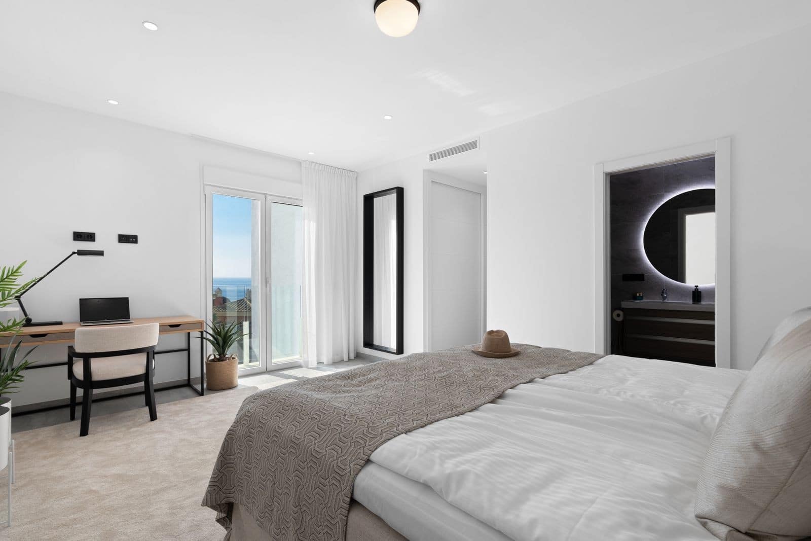 2 soveværelse Penthouse til salg i Benalmadena med swimmingpool garage - € 1.350.000 (Ref: 9574086)