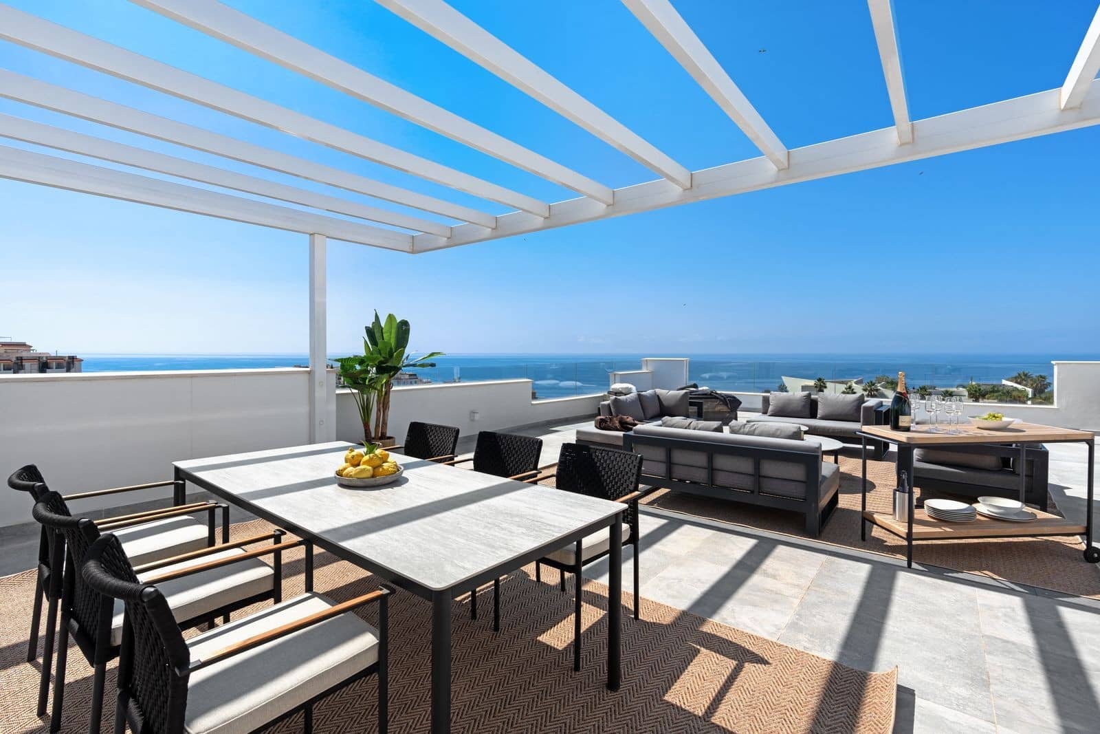 2 soveværelse Penthouse til salg i Benalmadena med swimmingpool garage - € 1.350.000 (Ref: 9574086)