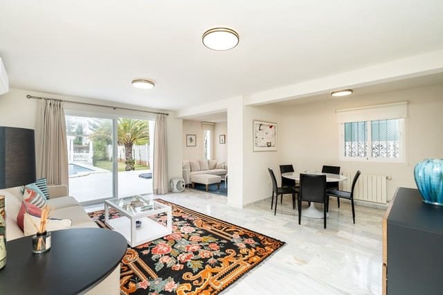 4 Zimmer Villa zu verkaufen in Marbella mit Pool Garage - 2.450.000 € (Ref: 9582465)