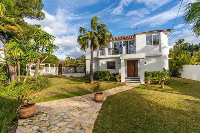 4 Zimmer Villa zu verkaufen in Marbella mit Pool Garage - 2.450.000 € (Ref: 9582465)