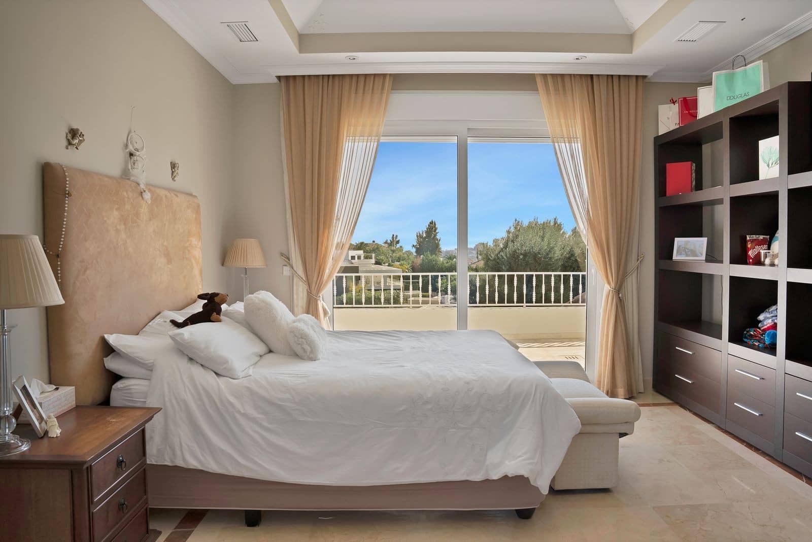 7 sovrum Villa till salu i Nueva Andalucia med pool garage - 5 595 000 € (Ref: 9582468)