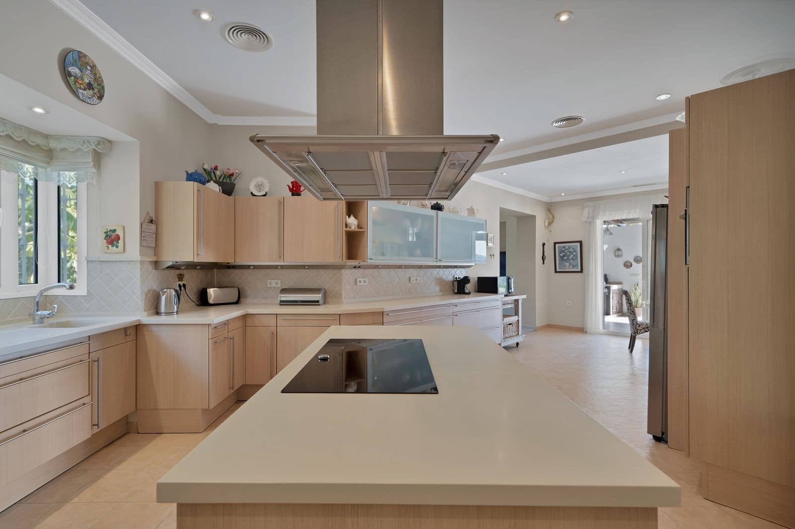 7 sovrum Villa till salu i Nueva Andalucia med pool garage - 5 595 000 € (Ref: 9582468)