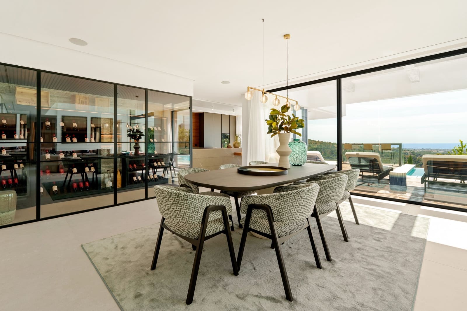 6 soverom Villa til salgs i La Quinta med svømmebasseng garasje - € 7 450 000 (Ref: 9585985)