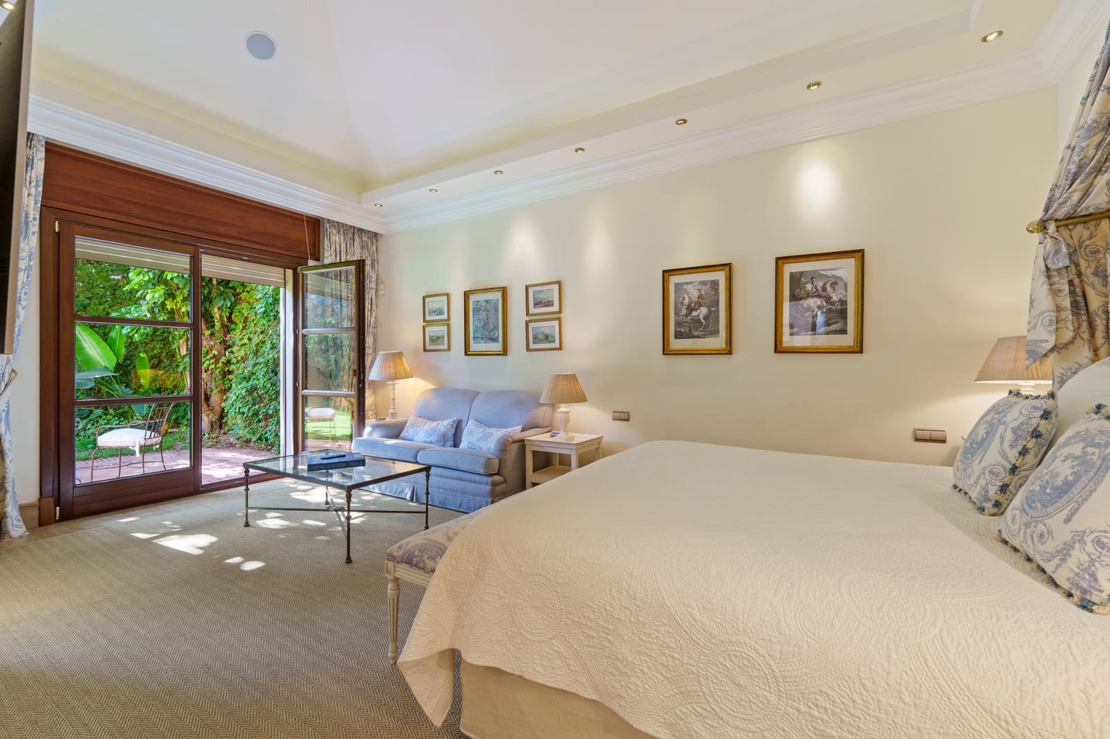 6 Zimmer Villa zu verkaufen in Marbella mit Pool Garage - 8.950.000 € (Ref: 9585987)