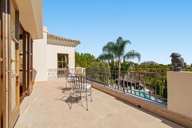 6 sypialnia Willa na sprzedaż w Marbella z basenem garażem - 8 950 000 € (Ref: 9585987)