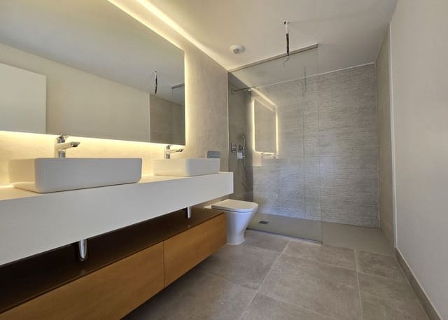 3 chambre Villa/Maison Semi-Mitoyenne à vendre à El Chaparral, Mijas avec piscine garage - 695 000 € (Ref: 9598729)