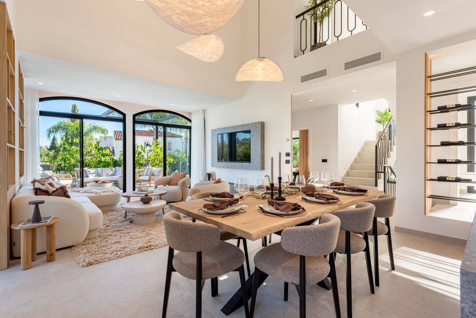 Chalet de 4 habitaciones en Nueva Andalucia en venta con piscina garaje - 3.495.000 € (Ref: 9598731)