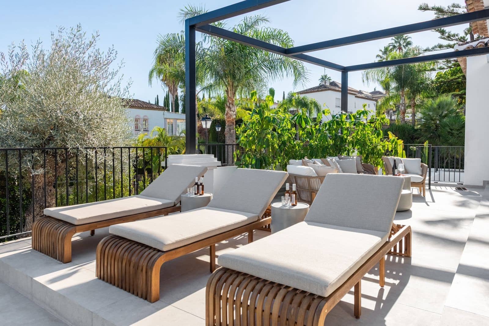 Chalet de 4 habitaciones en Nueva Andalucia en venta con piscina garaje - 3.495.000 € (Ref: 9598731)
