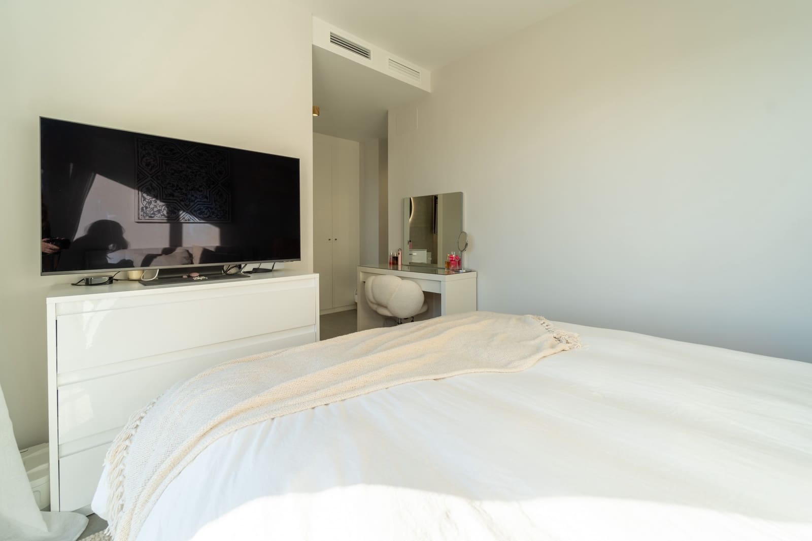 Pareado de 3 habitaciones en Riviera del Sol en venta con piscina garaje - 659.000 € (Ref: 9602588)