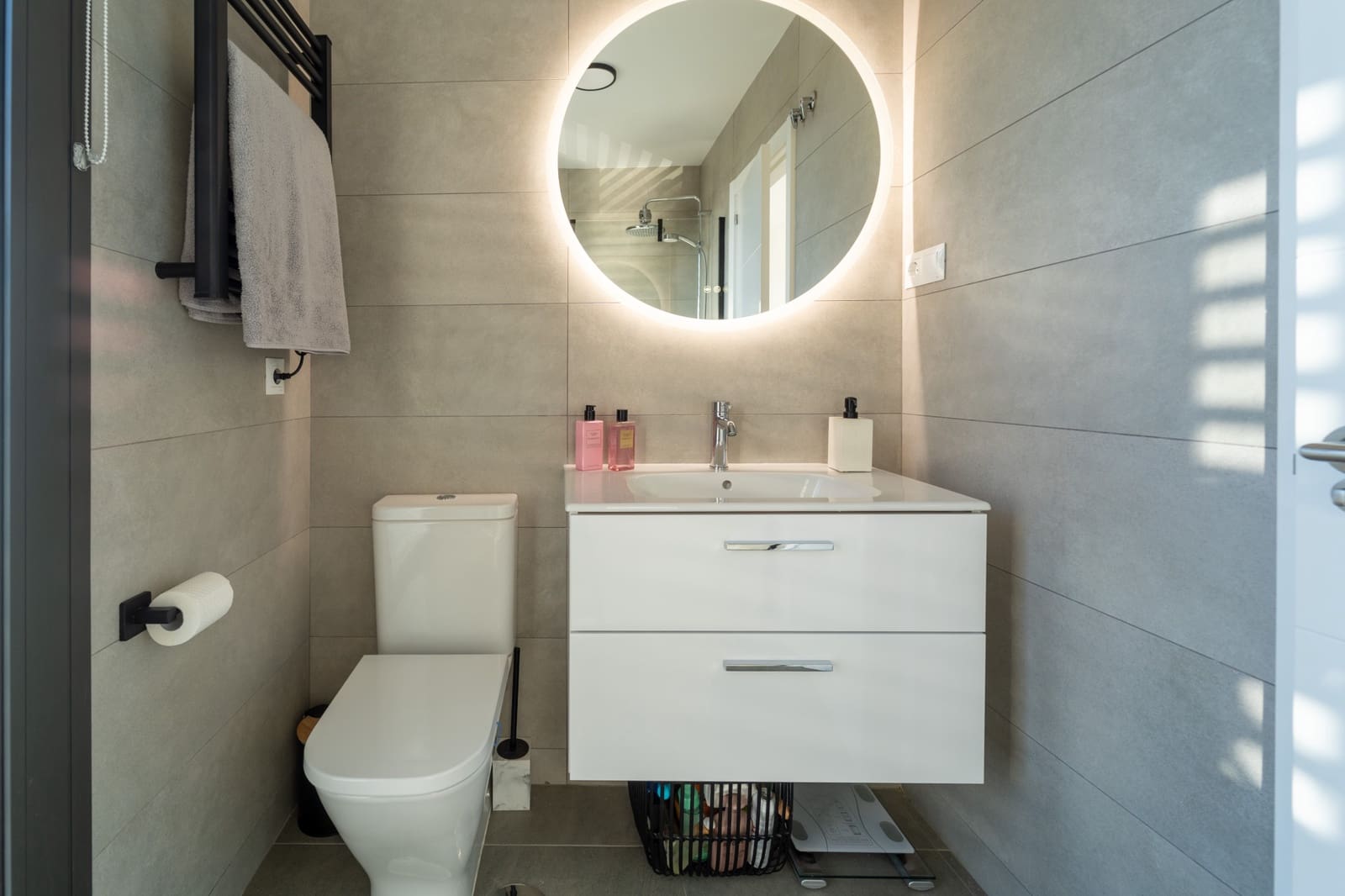 Pareado de 3 habitaciones en Riviera del Sol en venta con piscina garaje - 659.000 € (Ref: 9602588)