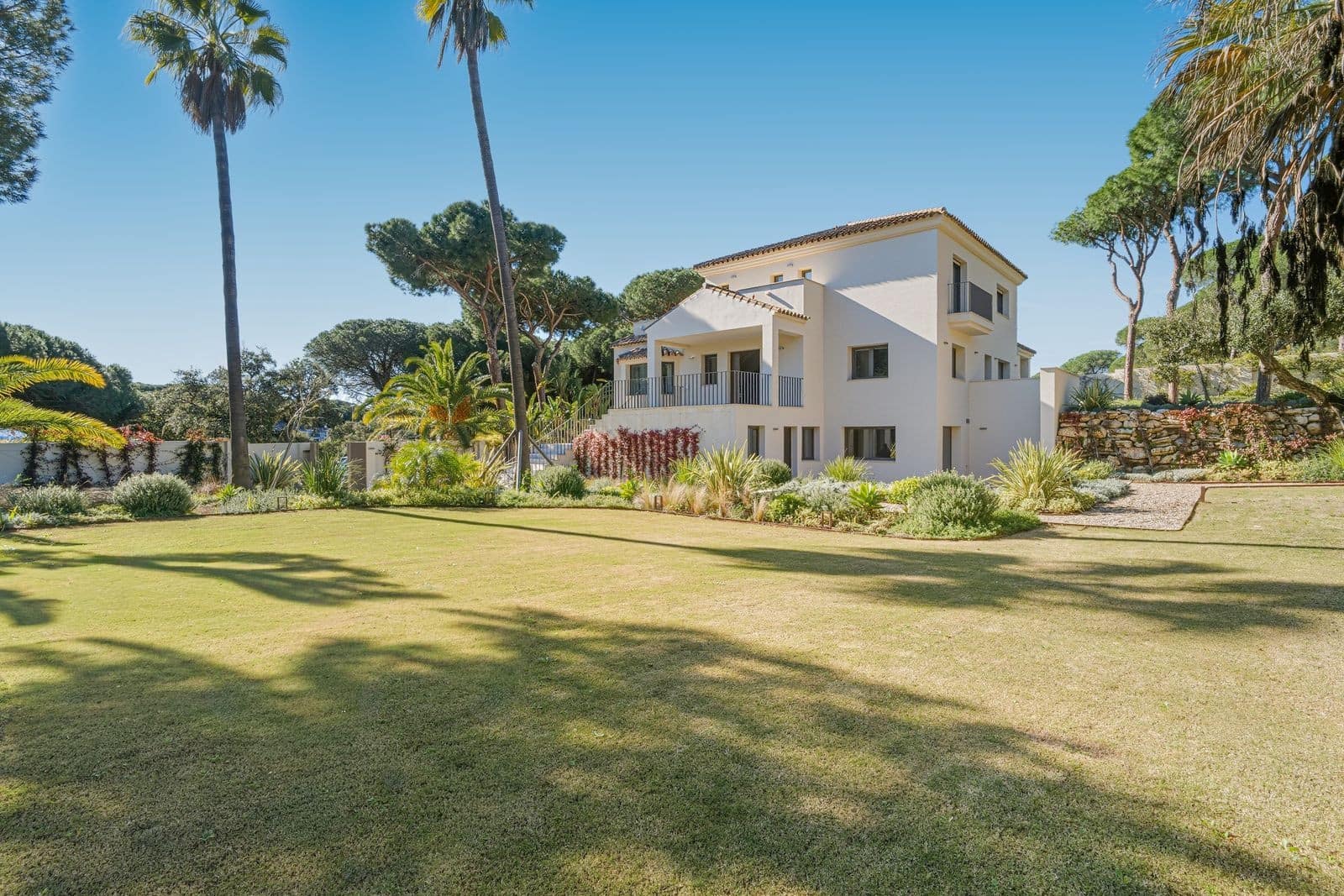 4 makuuhuone Huvila myytävänä paikassa Marbella mukana uima-altaan 
autotalli - 3 900 000 € (Ref: 9607638)