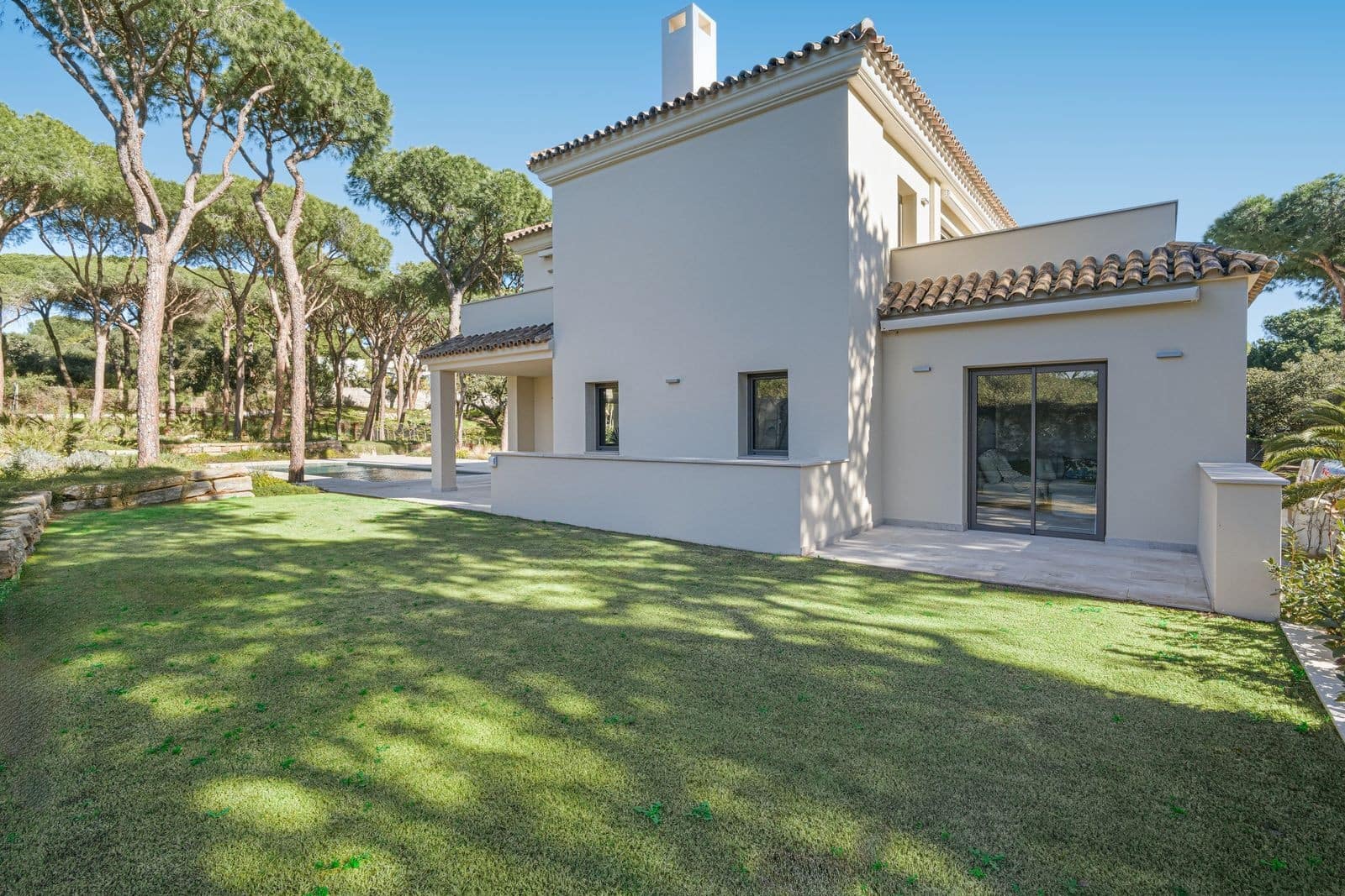 4 makuuhuone Huvila myytävänä paikassa Marbella mukana uima-altaan 
autotalli - 3 900 000 € (Ref: 9607638)