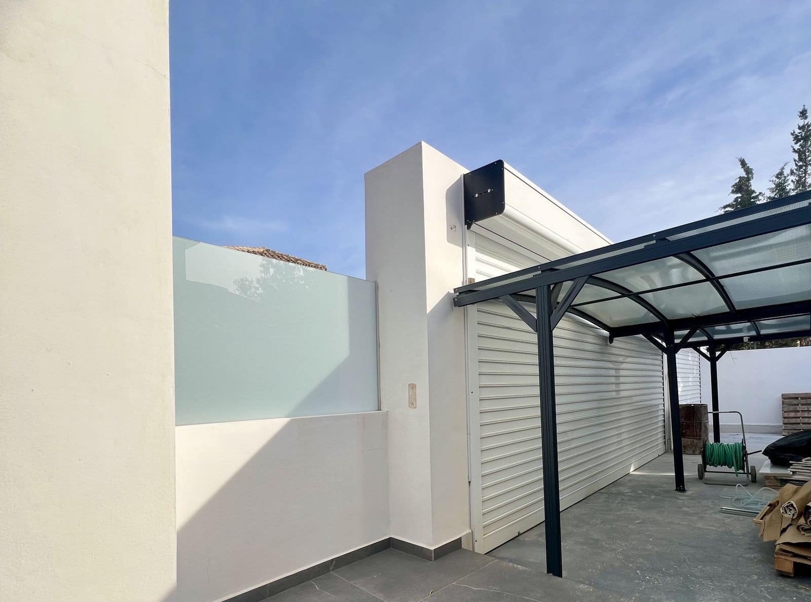 4 soveværelse Villa til salg i Nueva Andalucia med swimmingpool garage - € 2.790.000 (Ref: 9607639)