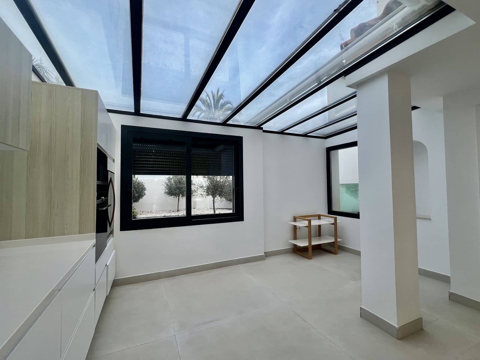 4 soveværelse Villa til salg i Nueva Andalucia med swimmingpool garage - € 2.790.000 (Ref: 9607639)