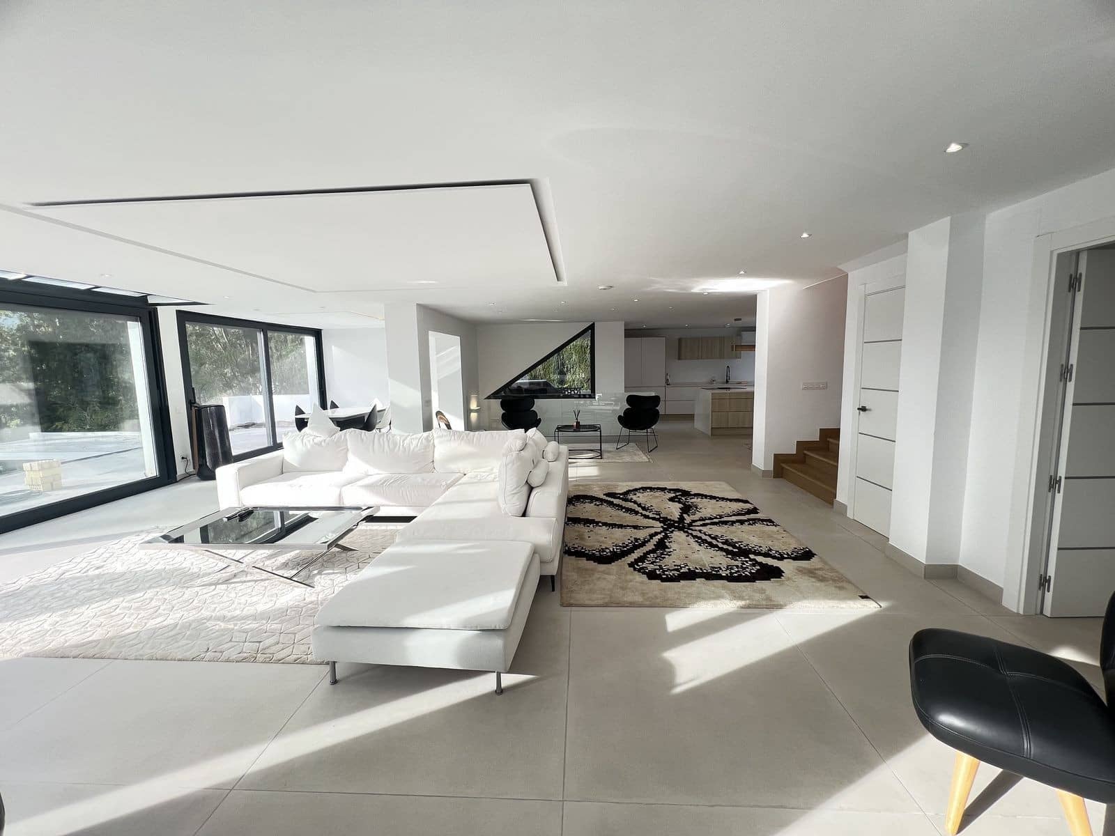 Chalet de 4 habitaciones en Nueva Andalucia en venta con piscina garaje - 2.790.000 € (Ref: 9607639)