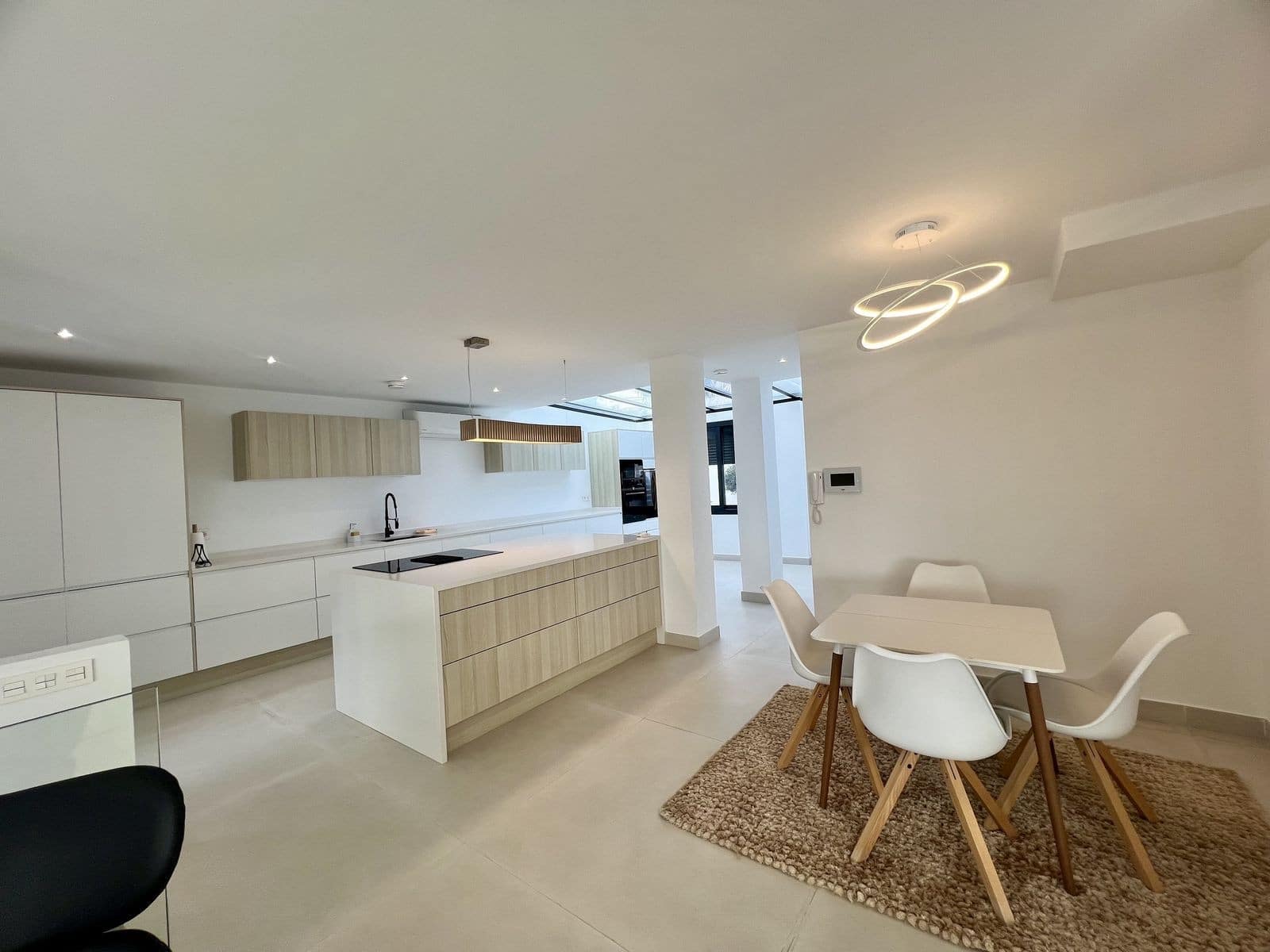 Chalet de 4 habitaciones en Nueva Andalucia en venta con piscina garaje - 2.790.000 € (Ref: 9607639)