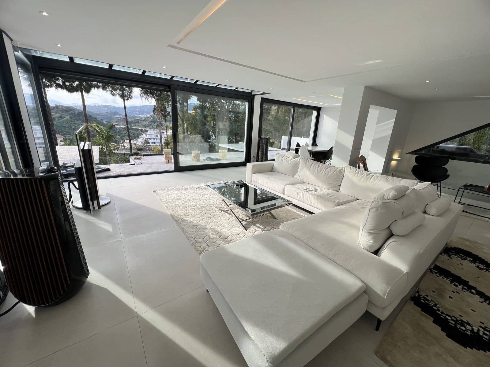Chalet de 4 habitaciones en Nueva Andalucia en venta con piscina garaje - 2.790.000 € (Ref: 9607639)