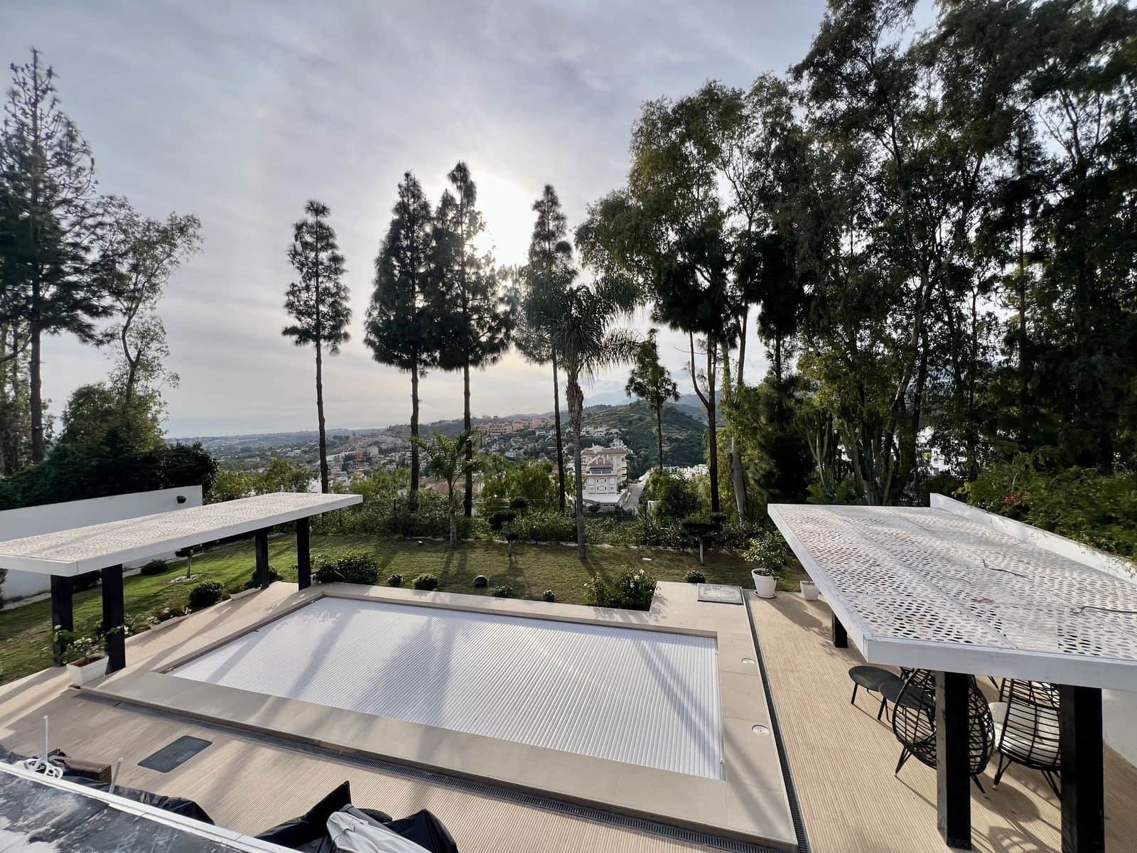 Chalet de 4 habitaciones en Nueva Andalucia en venta con piscina garaje - 2.790.000 € (Ref: 9607639)