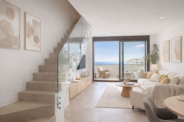 3 quarto Penthouse para venda em Estepona com piscina garagem - 799 000 € (Ref: 9607643)