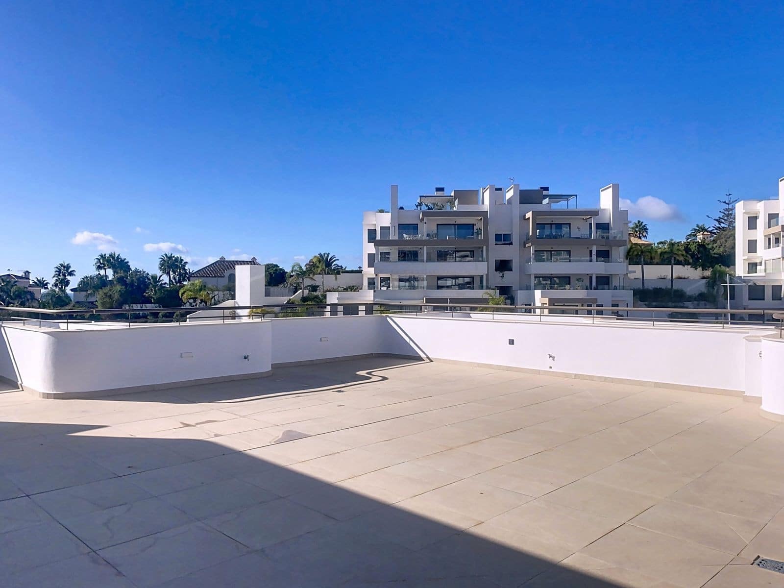 3 camera da letto Attico in vendita in Estepona con piscina garage - 799.000 € (Rif: 9607643)