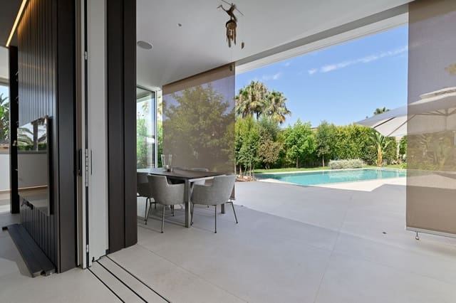 6 sovrum Villa till salu i Marbella med pool garage - 3 500 000 € (Ref: 9607644)