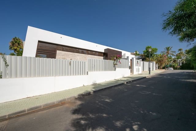 6 sovrum Villa till salu i Marbella med pool garage - 3 500 000 € (Ref: 9607644)