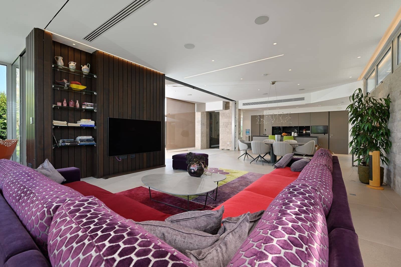 6 bedroom Villa for sale in Marbella with pool garage - € 3,500,000 (Ref: 9607644)