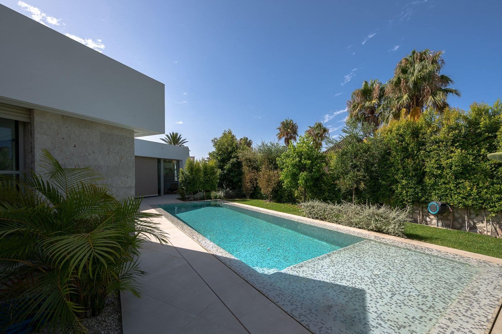 6 Zimmer Villa zu verkaufen in Marbella mit Pool Garage - 3.250.000 € (Ref: 9607644)