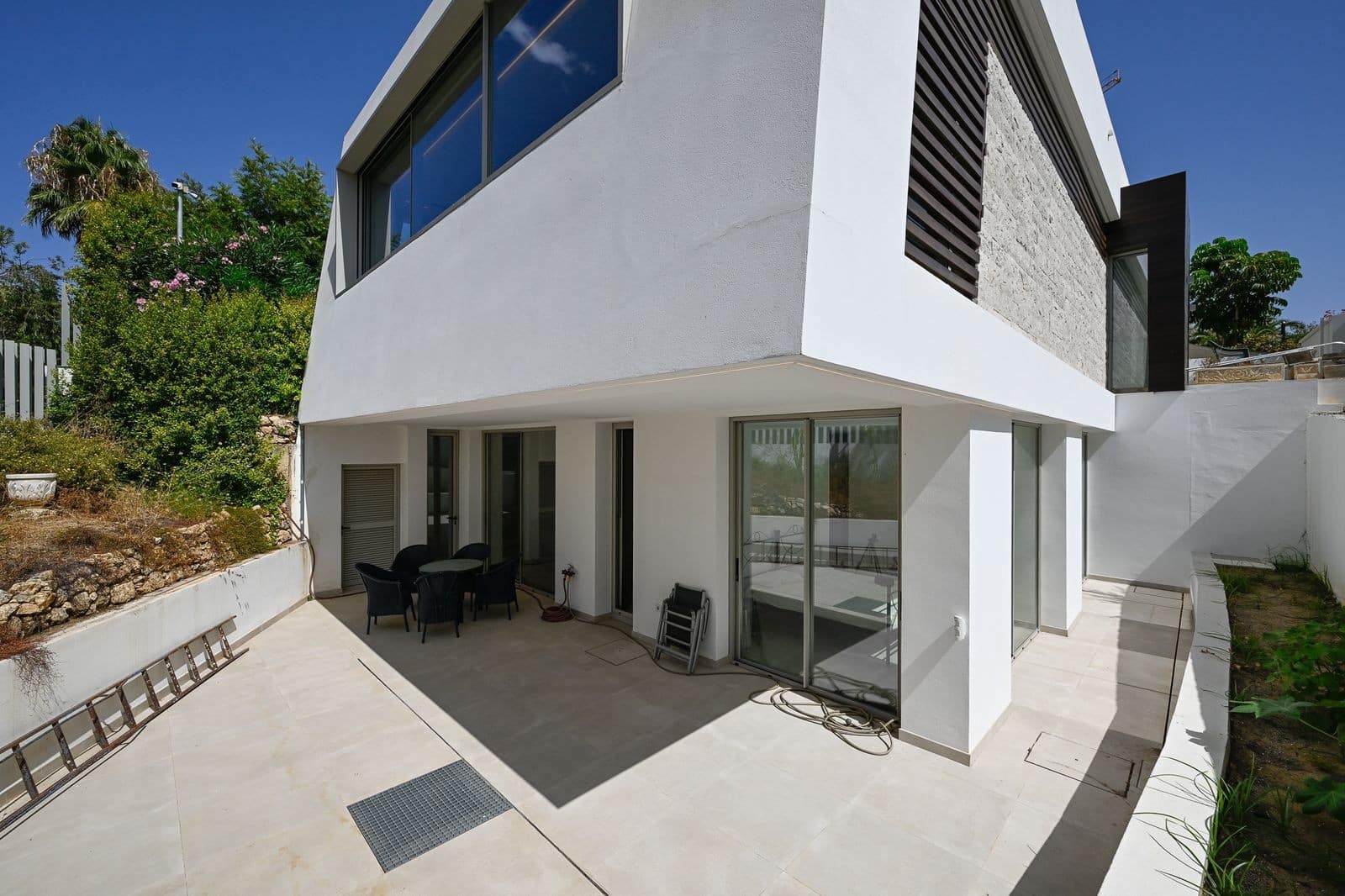 6 Zimmer Villa zu verkaufen in Marbella mit Pool Garage - 3.250.000 € (Ref: 9607644)