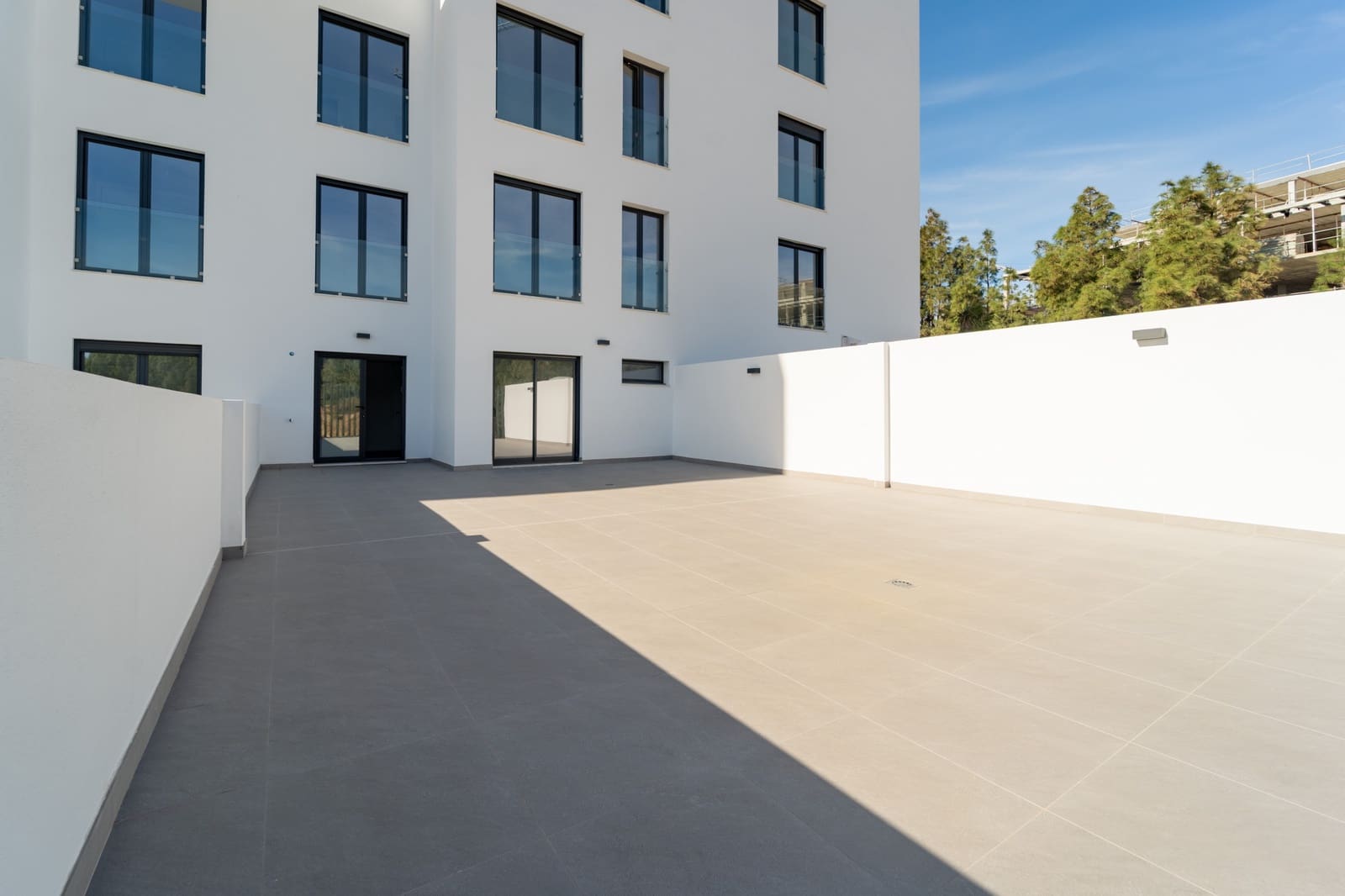 2 sypialnia Apartament na sprzedaż w Mijas Costa z basenem garażem - 455 000 € (Ref: 9611245)