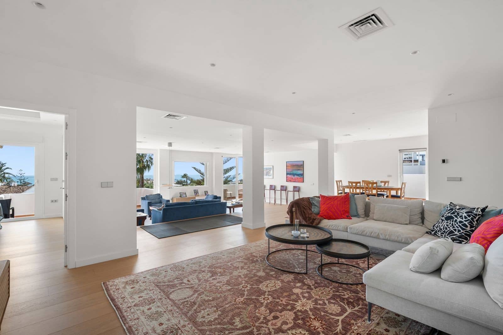 3 bedroom Apartment for sale in Nueva Andalucia with pool garage - € 1,600,000 (Ref: 9611247)
