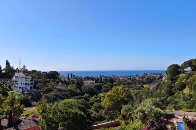 Chalet de 4 habitaciones en Marbella en venta con piscina garaje - 3.650.000 € (Ref: 9611248)