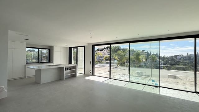 Chalet de 4 habitaciones en Marbella en venta con piscina garaje - 3.650.000 € (Ref: 9611248)