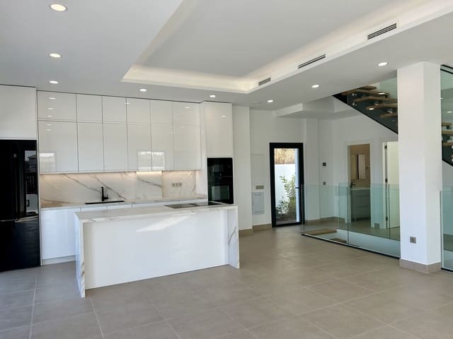 4 sypialnia Willa na sprzedaż w Campo Mijas, Mijas z basenem garażem - 1 450 000 € (Ref: 9611249)