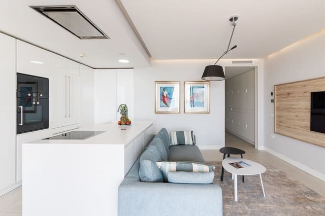 Apartamento de 2 habitaciones en Estepona en venta con piscina garaje - 995.000 € (Ref: 9611251)