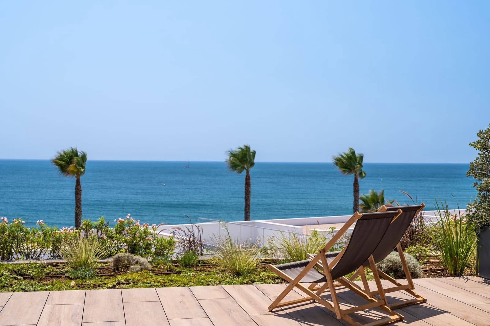 2 bedroom Apartment for sale in Estepona with pool garage - € 995,000 (Ref: 9611251)