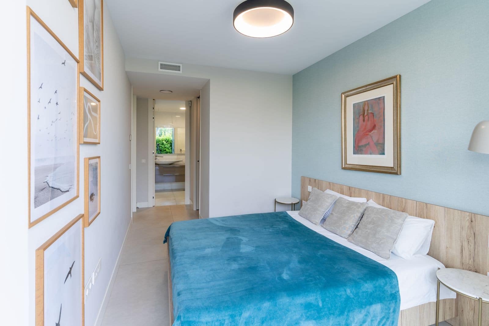 2 bedroom Apartment for sale in Estepona with pool garage - € 995,000 (Ref: 9611251)