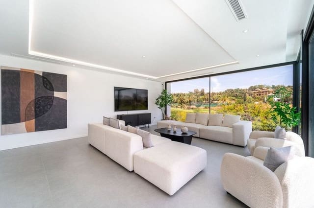 5 soverom Villa til salgs i Estepona med svømmebasseng garasje - € 1 795 000 (Ref: 9611252)