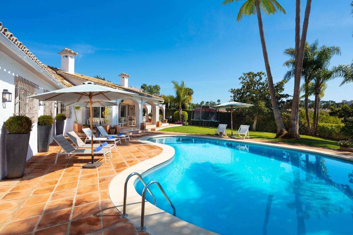 5 chambre Villa/Maison à vendre à Marbella avec piscine garage - 1 795 000 € (Ref: 9619091)