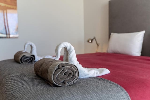 3 chambre Penthouse à vendre à Benahavís avec piscine garage - 1 250 000 € (Ref: 9625413)