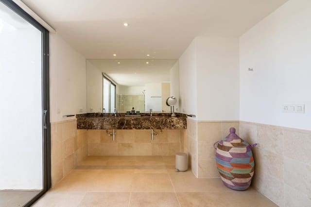 3 chambre Penthouse à vendre à Benahavís avec piscine garage - 1 250 000 € (Ref: 9625413)