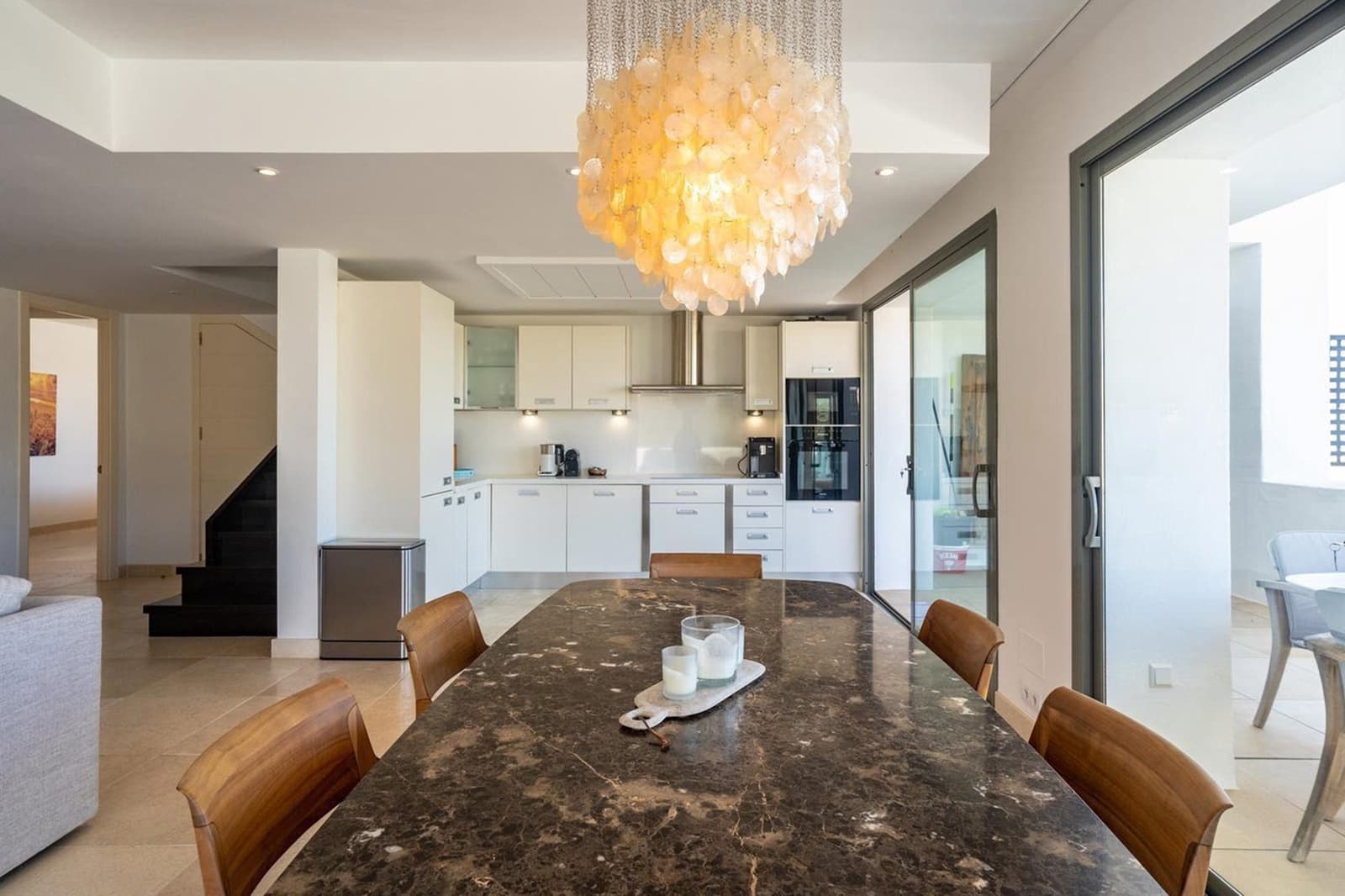 3 chambre Penthouse à vendre à Benahavis avec piscine garage - 1 250 000 € (Ref: 9625413)
