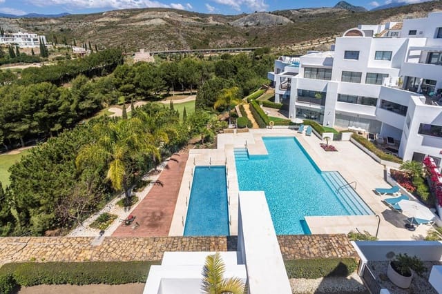 3 chambre Penthouse à vendre à Benahavís avec piscine garage - 1 250 000 € (Ref: 9625413)