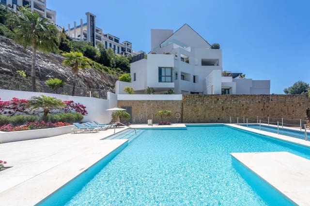 3 chambre Penthouse à vendre à Benahavís avec piscine garage - 1 250 000 € (Ref: 9625413)