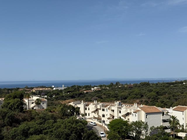 2 sovrum Takvåning till salu i Marbella med pool garage - 930 000 € (Ref: 9625418)