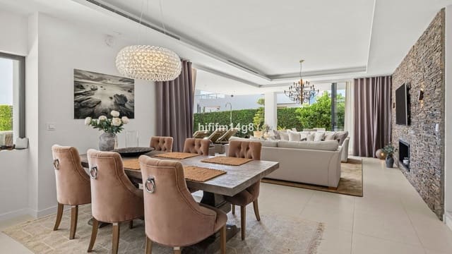 5 soveværelse Villa til salg i San Pedro de Alcantara, Marbella med swimmingpool garage - € 2.590.000 (Ref: 9625421)