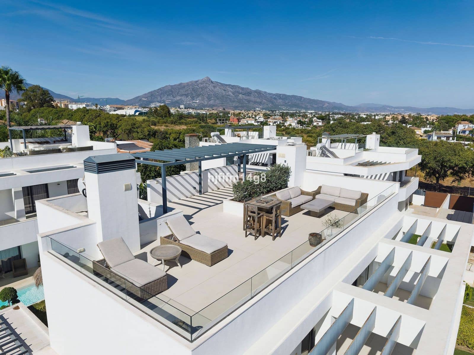 5 soveværelse Villa til salg i San Pedro de Alcantara med swimmingpool garage - € 2.590.000 (Ref: 9625421)