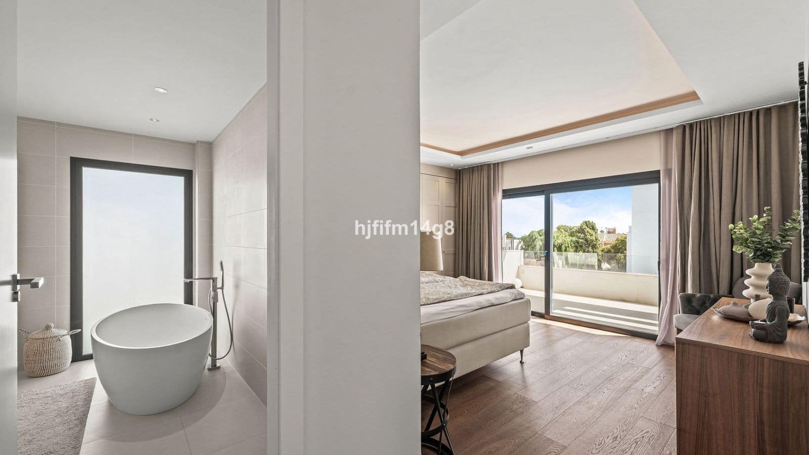 5 bedroom Villa for sale in San Pedro de Alcantara with pool garage - € 2,590,000 (Ref: 9625421)
