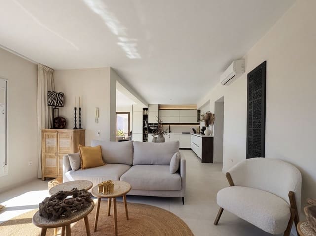 2 soverom Villa til salgs i Torreblanca, Fuengirola med svømmebasseng garasje - € 640 000 (Ref: 9625422)