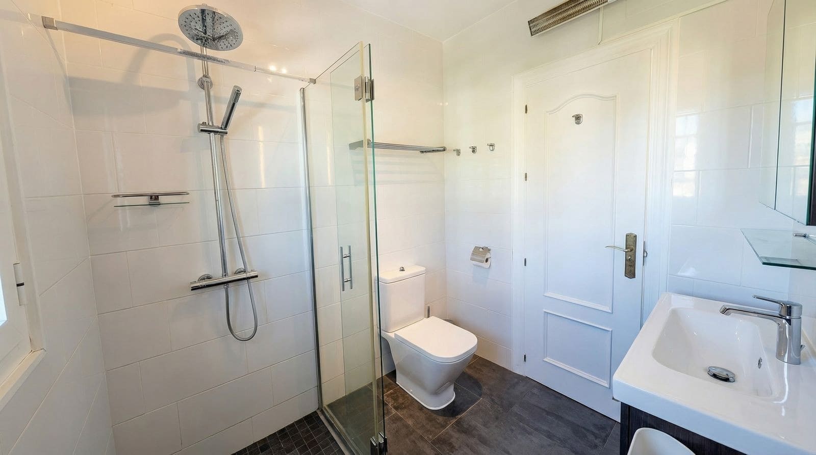 2 soverom Villa til salgs i Fuengirola med svømmebasseng garasje - € 640 000 (Ref: 9625422)